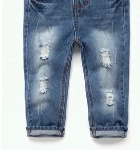 Classic ripped jeans